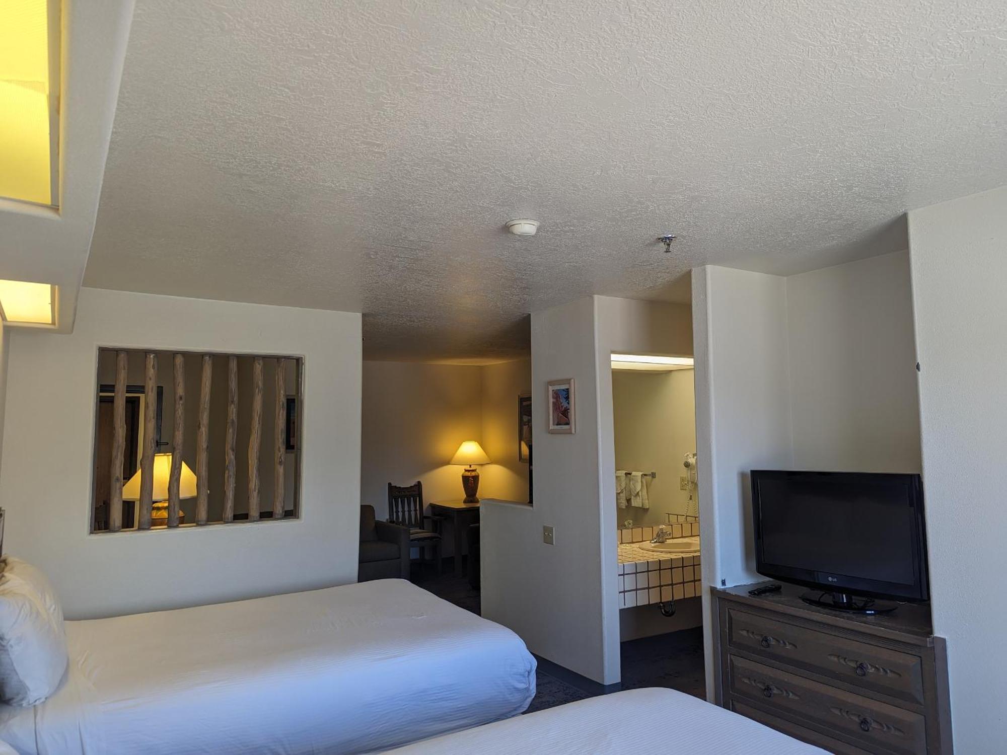 Sagebrush Inn & Suites Taos Exterior foto