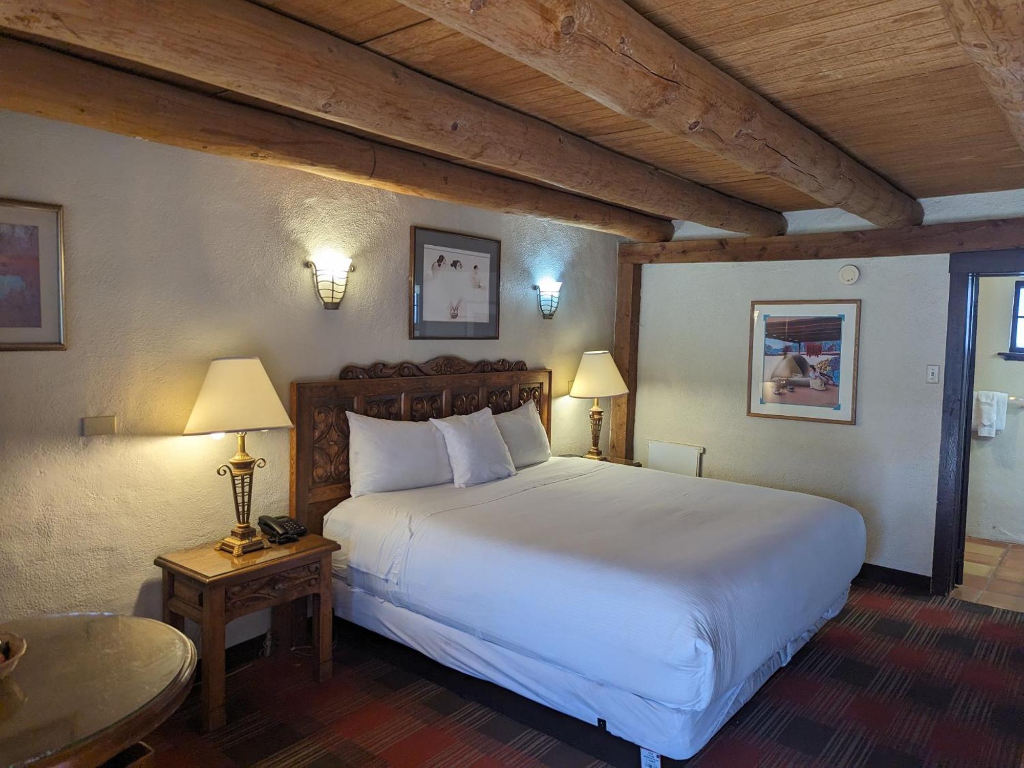 Sagebrush Inn & Suites Taos Exterior foto
